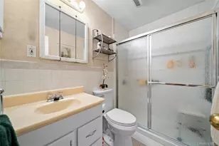 312 Ocean Ave, Massapequa Park, NY 11762 - Photo 14