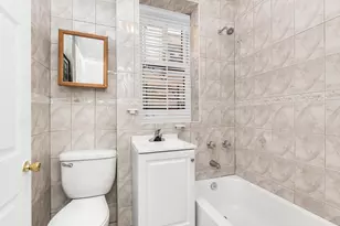 756 E 225th St, Bronx, NY 10466 - Photo 4