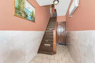 756 E 225th St, Bronx, NY 10466 - Photo 6