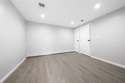 38 Moffitt Boulevard, East Islip, NY 11730 - Photo 28