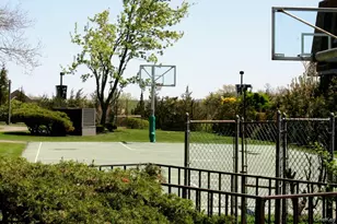 2 Bay Club Dr, Bayside, NY 11360 - Photo 16