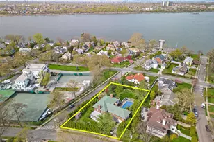 1-27 Beverly Rd, Douglaston, NY 11363 - Photo 2