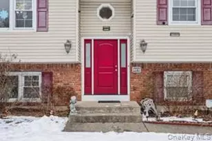 14 Westlyn Dr, Bardonia, NY 10954 - Photo 4