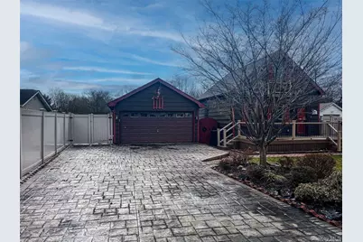 9 Reinhart Court, Melville, NY 11747 - Photo 2