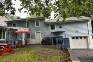 7 Ash St, New Windsor, NY 12553 - Photo 2