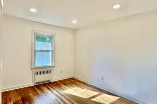257 Union Ave, Patchogue, NY 11772 - Photo 10
