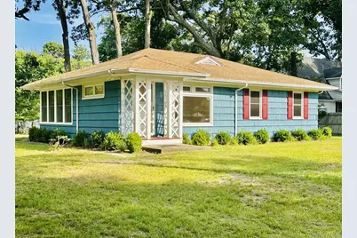 257 Union Avenue, Patchogue, NY 11772 - Photo 1