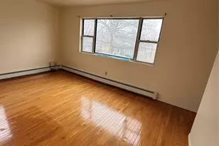 155-39 115th Dr, Jamaica, NY 11434 - Photo 4