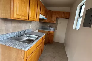 155-39 115th Dr, Jamaica, NY 11434 - Photo 8