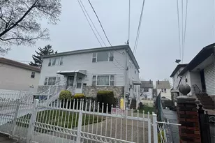 155-39 115th Dr, Jamaica, NY 11434 - Photo 2