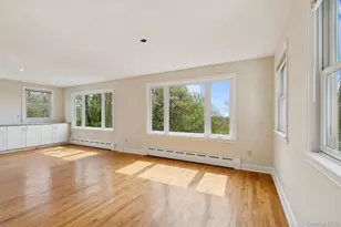 1197 Todt Hill Rd, New York, NY 10304 - Photo 4