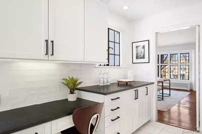 8 South Drive, Larchmont, NY 10538 - Photo 18