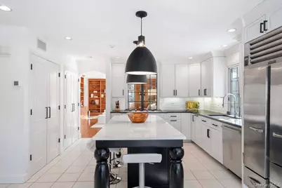 8 South Drive, Larchmont, NY 10538 - Photo 16