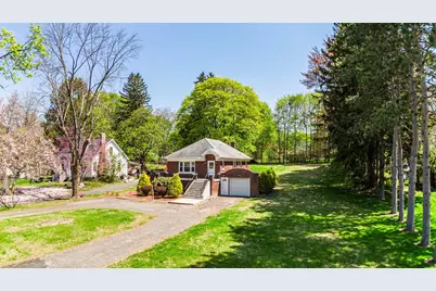 263 Quassaick Avenue, New Windsor, NY 12553 - Photo 2