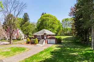 263 Quassaick Ave, New Windsor, NY 12553 - Photo 2