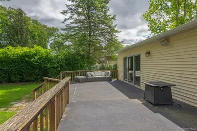 16 Van Orden Avenue, Suffern, NY 10901 - Photo 26