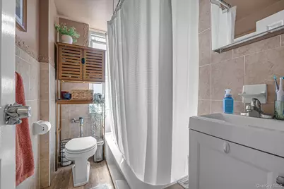 141-45 78th Road #3A, Kew Gardens, NY 11367 - Photo 10