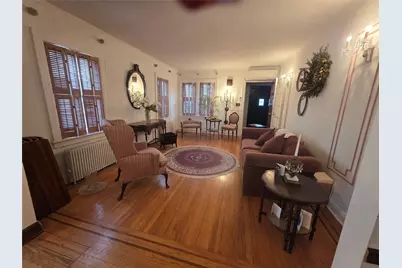 1041 Russell Street, Franklin Square, NY 11010 - Photo 2