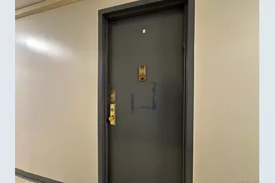 2550 Olinville Avenue #8M, Bronx, NY 10467 - Photo 2