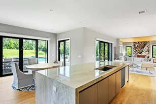 276 N Main St, Southampton, NY 11968 - Photo 10