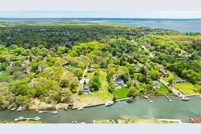 60A Union Avenue, Center Moriches, NY 11934 - Photo 44