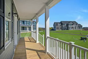 47 Dartmouth Dr, Poughkeepsie, NY 12603 - Photo 2