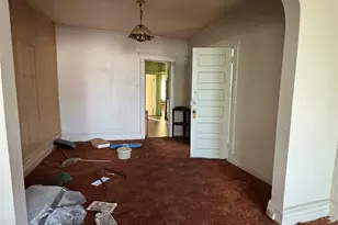 430 Pine St, Brooklyn, NY 11208 - Photo 2