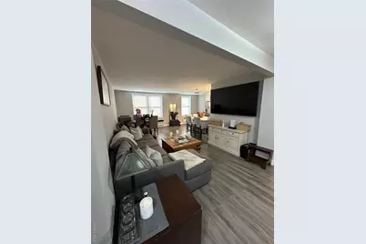 241-20 Northern Boulevard #1M, Douglaston, NY 11362 - Photo 6