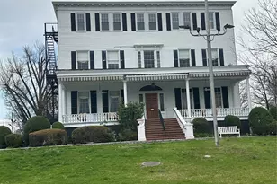 241-20 Northern Blvd, Douglaston, NY 11362 - Photo 16