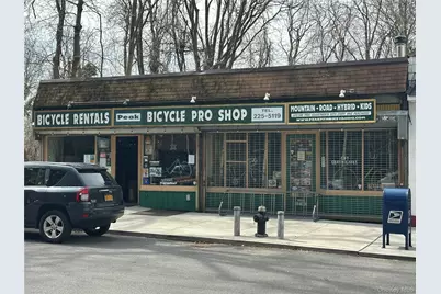 241-20 Northern Boulevard #1M, Douglaston, NY 11362 - Photo 24