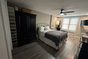 241-20 Northern Blvd, Douglaston, NY 11362 - Photo 4