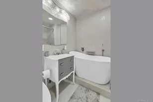 345 E 93rd St, New York, NY 10128 - Photo 16