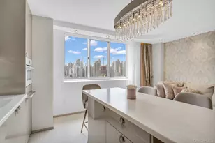 345 E 93rd St, New York, NY 10128 - Photo 2