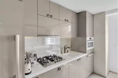 345 E 93rd Street #22E, New York, NY 10128 - Photo 10