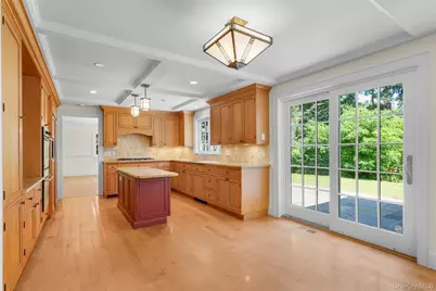 37 Highwood Avenue, Larchmont, NY 10538 - Photo 10