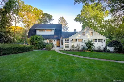 2 Spring Hollow Road, Centerport, NY 11721 - Photo 2