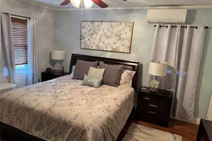 111-54 178th Pl, Addisleigh Park, NY 11433 - Photo 24