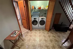 111-54 178th Pl, Addisleigh Park, NY 11433 - Photo 38