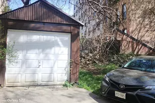 3930 Carpenter Ave, Bronx, NY 10466 - Photo 10