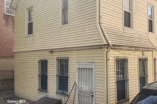 3930 Carpenter Ave, Bronx, NY 10466 - Photo 12