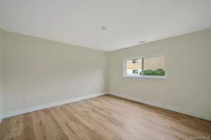 51 Pointe Cir S, Coram, NY 11727 - Photo 8