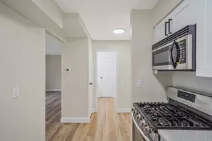 51 Pointe Cir S, Coram, NY 11727 - Photo 4