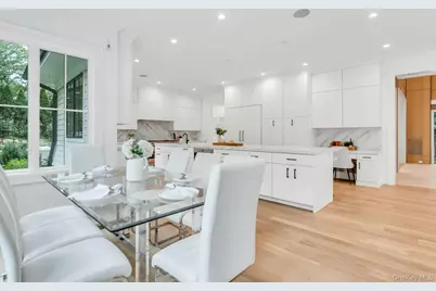 80 The Oaks, Roslyn, NY 11576 - Photo 20