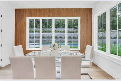 80 The Oaks, Roslyn, NY 11576 - Photo 18