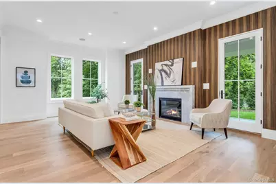 80 The Oaks, Roslyn, NY 11576 - Photo 6