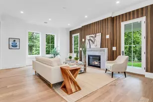 80 The Oaks, Roslyn, NY 11576 - Photo 6