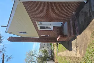 179 Fairlawn Ave, West Hempstead, NY 11552 - Photo 2