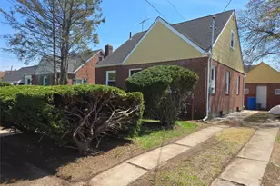179 Fairlawn Ave, West Hempstead, NY 11552 - Photo 22