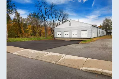 202 Canal Street, Ellenville, NY 12428 - Photo 2