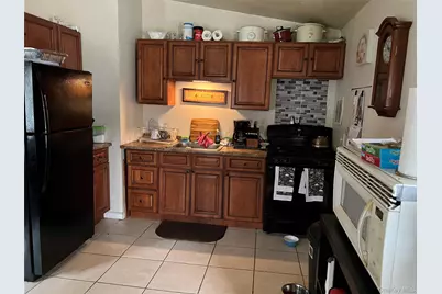 76 Samuel Street, Ronkonkoma, NY 11779 - Photo 4